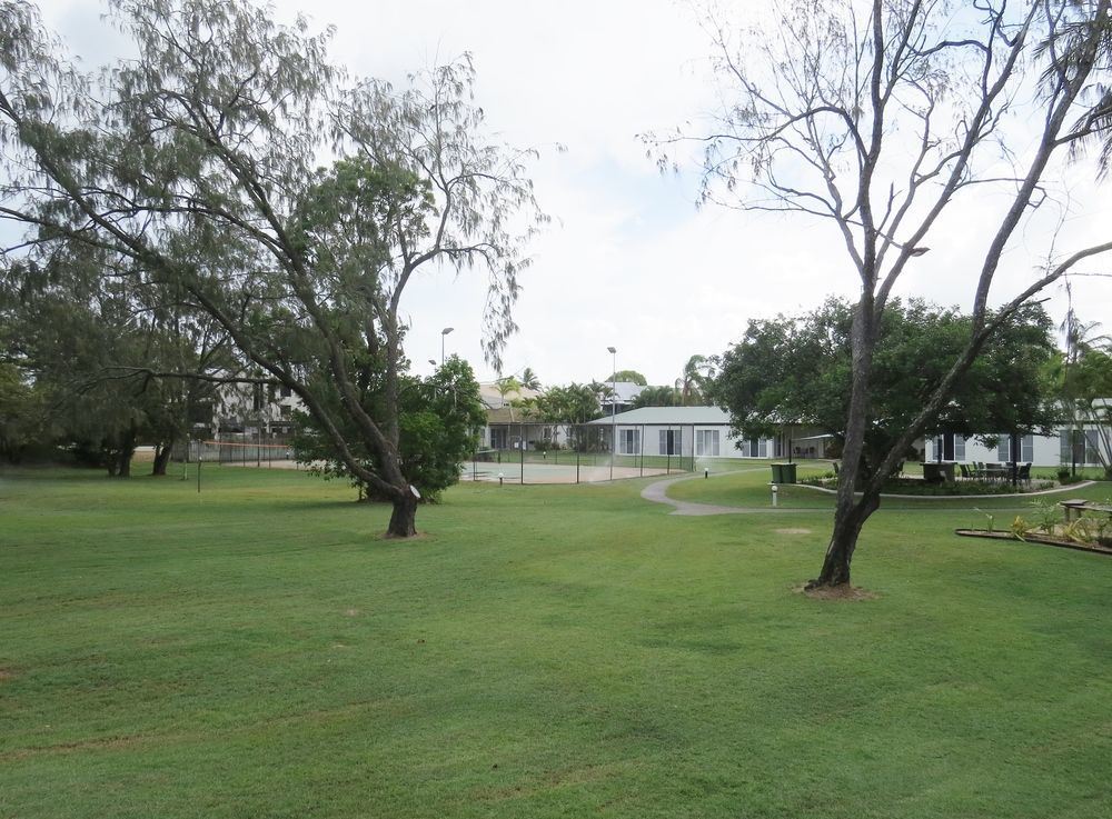 The Shores Holiday Apartments Mackay Exteriör bild