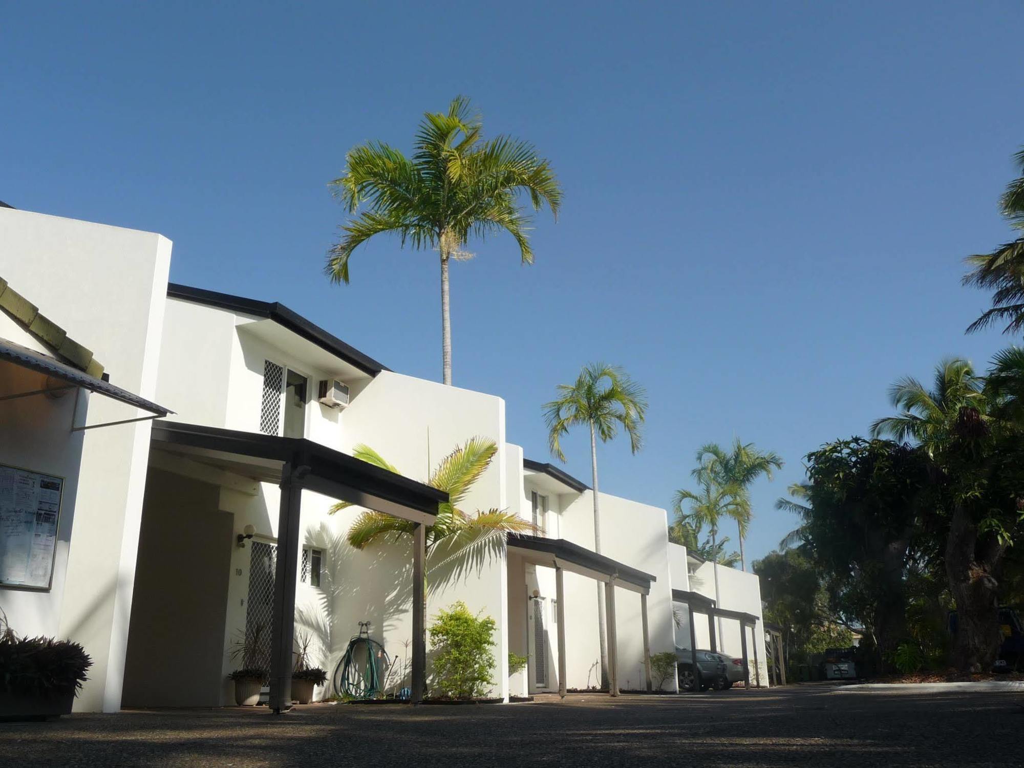 The Shores Holiday Apartments Mackay Exteriör bild