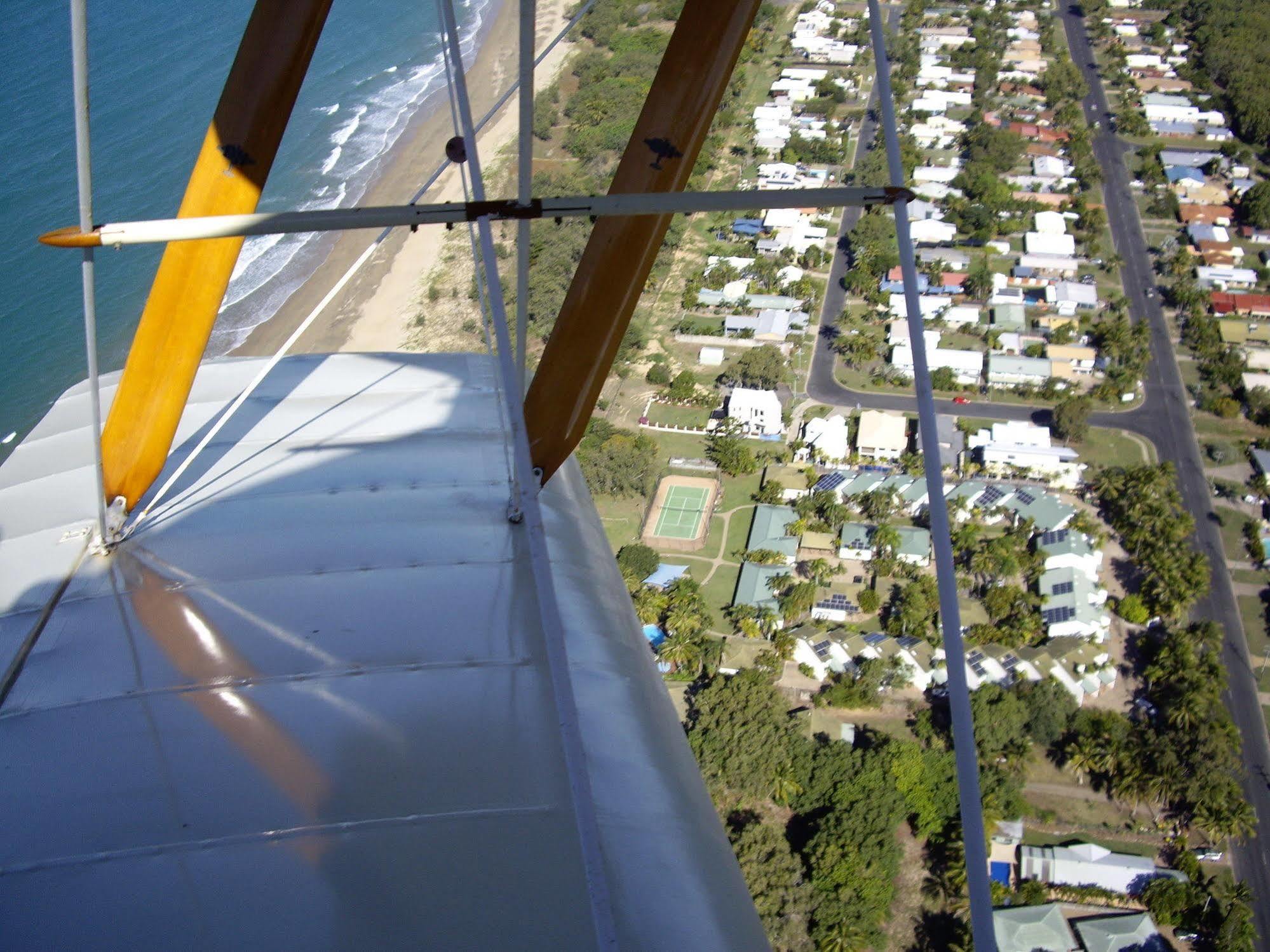 The Shores Holiday Apartments Mackay Exteriör bild