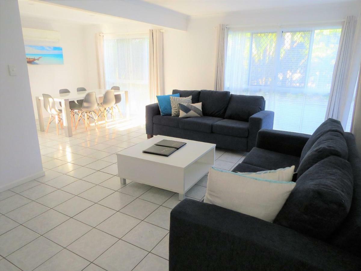The Shores Holiday Apartments Mackay Exteriör bild